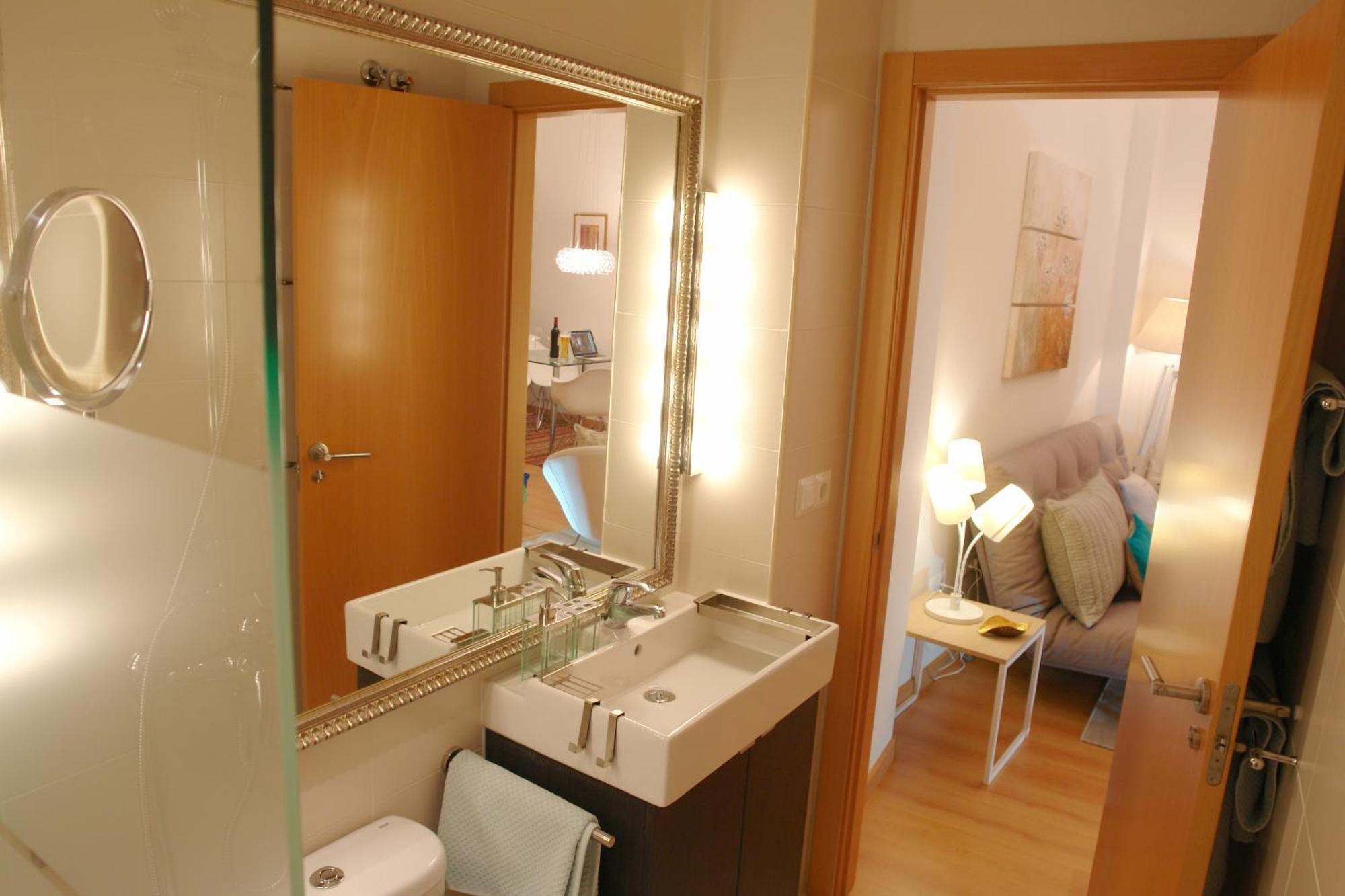 Moderno Y Centrico Apartamento 1 Dormitorio Малага Экстерьер фото